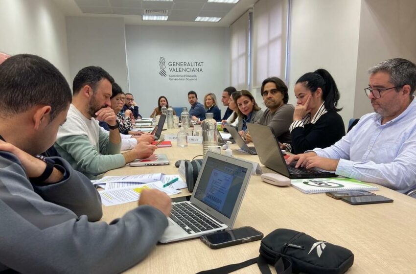  Educació destina 49 milions a reforçar 1.031 centres públics valencians