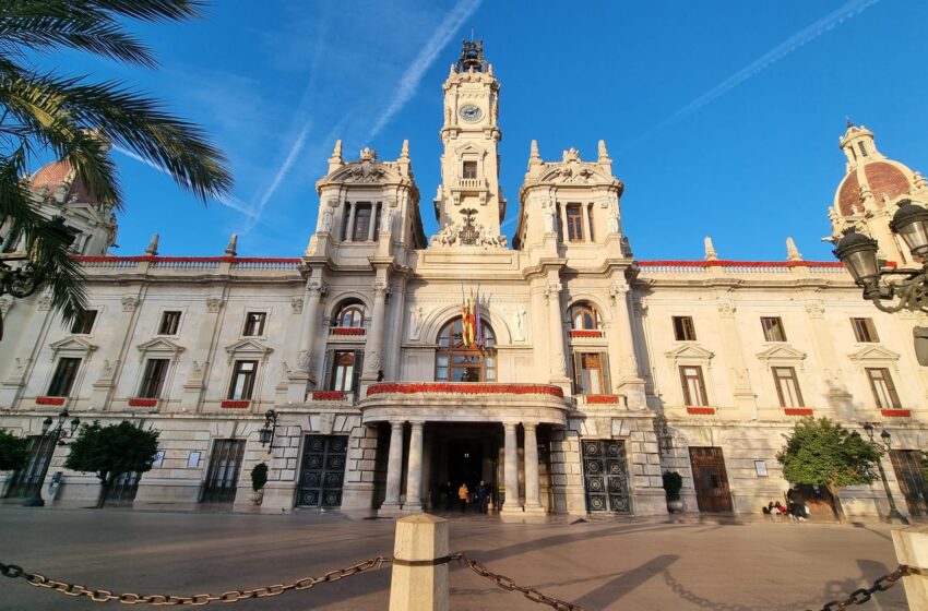  El Ple aprova l’acord laboral del personal funcionari de l’Ajuntament de València per als anys 2024-2027