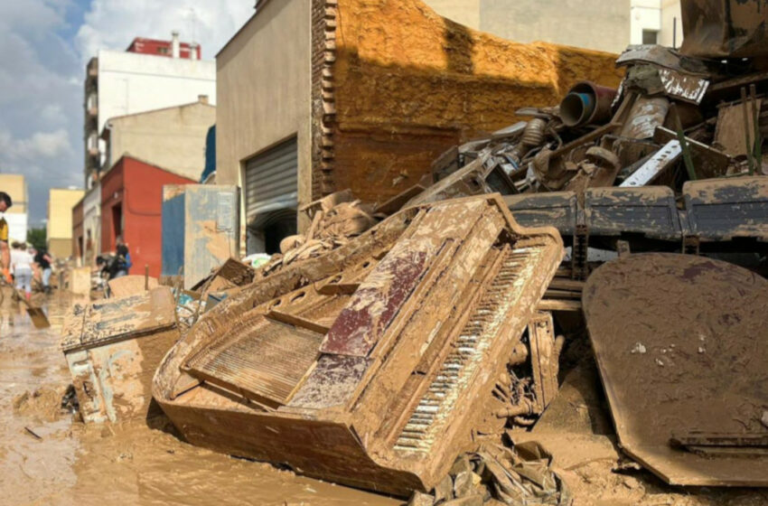  La Universitat de València convoca 80 ajudes per a la recuperació d’instruments musicals danyats per la DANA