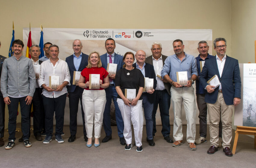  La Diputació de València impulsa un llibre que unix futbol i literatura per a ajudar les víctimes de la DANA