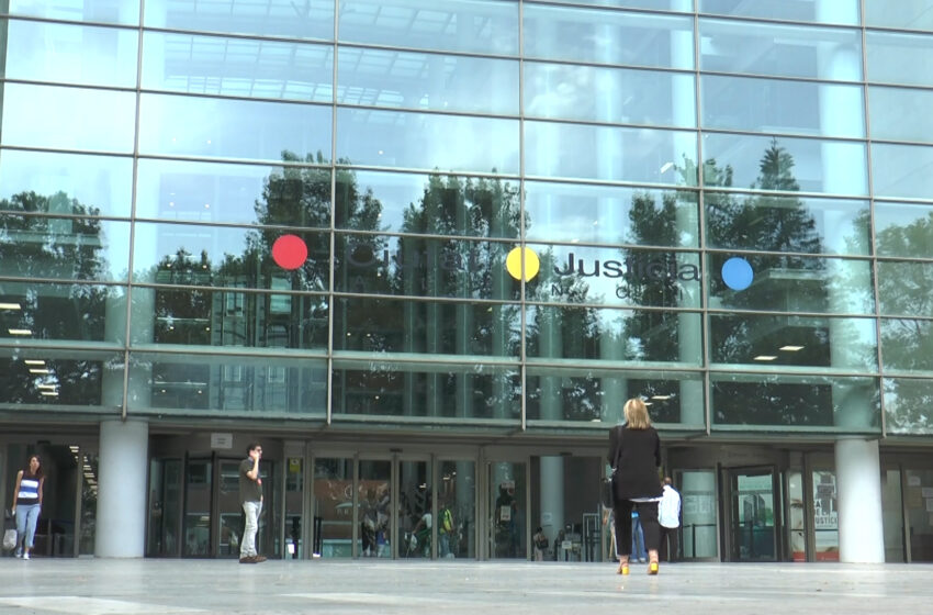  Fiscalia i Antifrau investiguen la titulació de José María Ángel