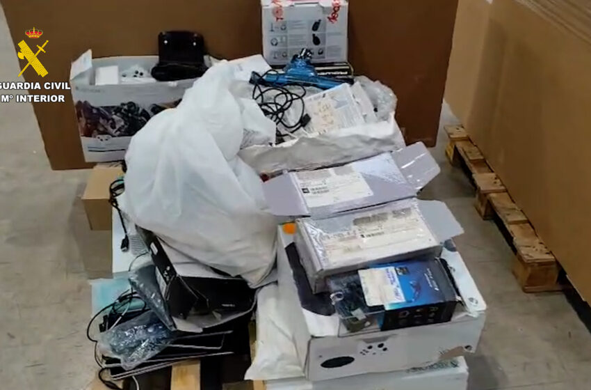 Detinguts per robar en més d’una desena d’empreses a Riba-roja de Túria