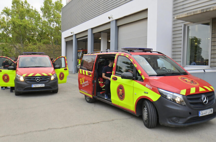 Parteix cap a Lleó el relleu del contingent de bombers de València que col·labora en l’extinció dels incendis forestals