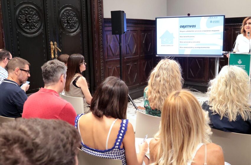  València converteix gratuït el Servei d’Ajuda a Domicili