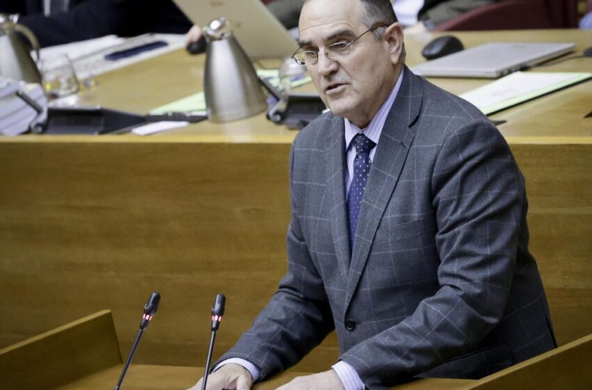  Mazón remodelarà el seu Govern el 5 de novembre després de l’eixida pactada de Gan Pampols