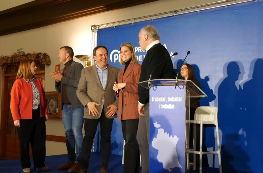 Juanfran Pérez Llorca visita Alzira amb motiu de la Junta Provincial del PP valencià