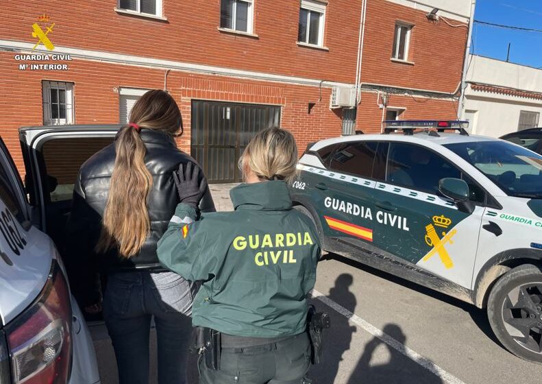  La Guardia Civil investiga a una dona per hurte i estafa a Benaguasil