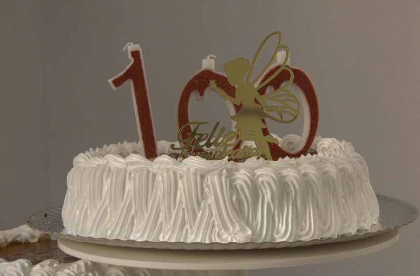  Paquita Ferran complix 100 anys a la seua ciutat, Alzira