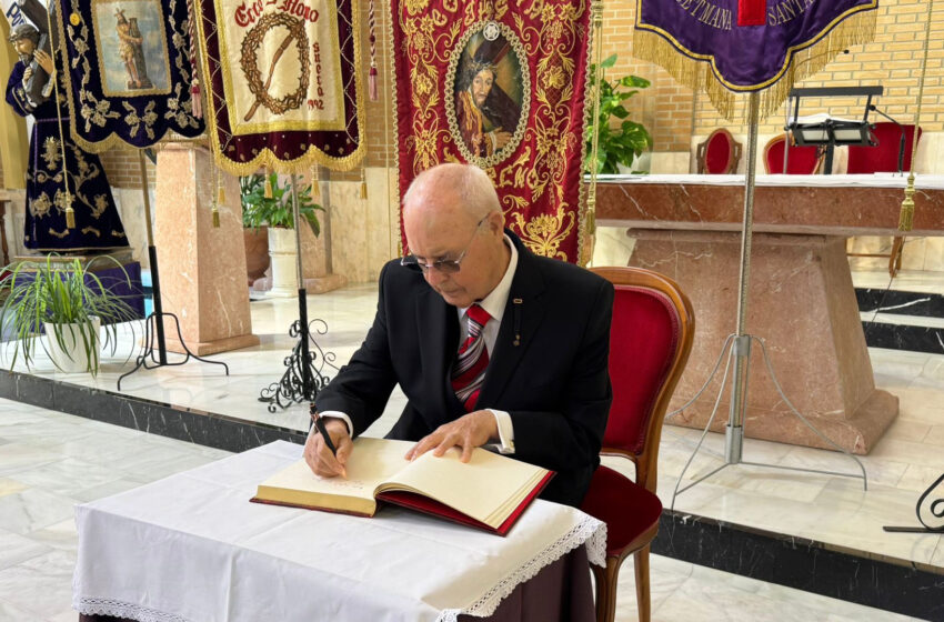 Sueca dona inici a la Setmana Santa amb el tradicional pregó